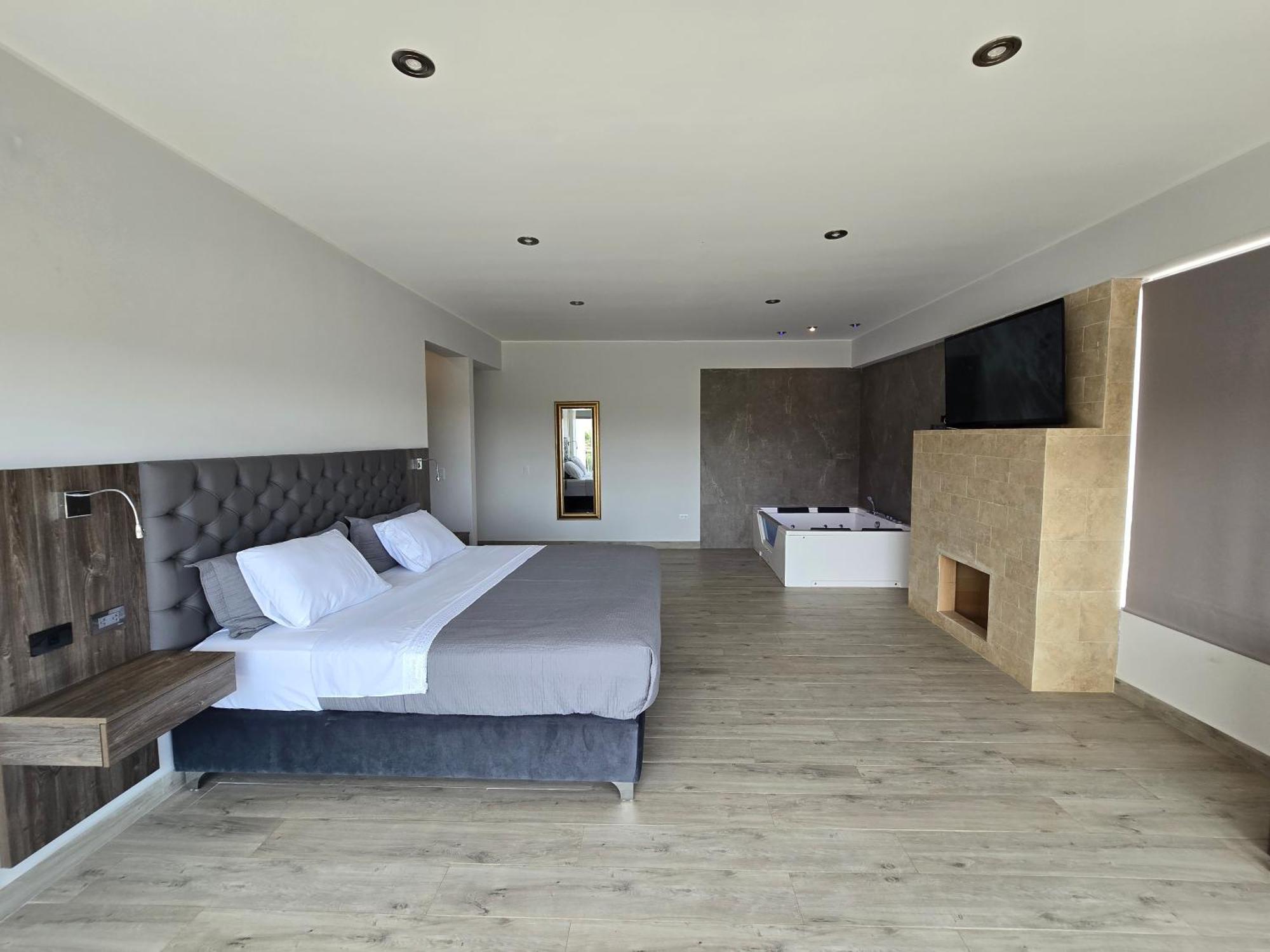 Silver Inn Hotel Cerro Azul Zewnętrze zdjęcie
