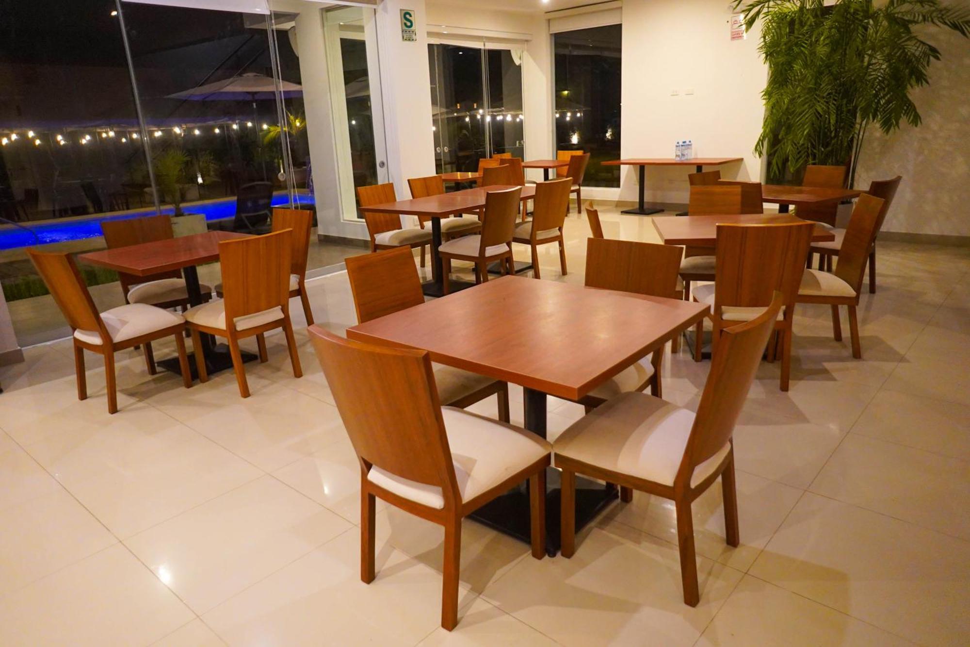 Silver Inn Hotel Cerro Azul Zewnętrze zdjęcie
